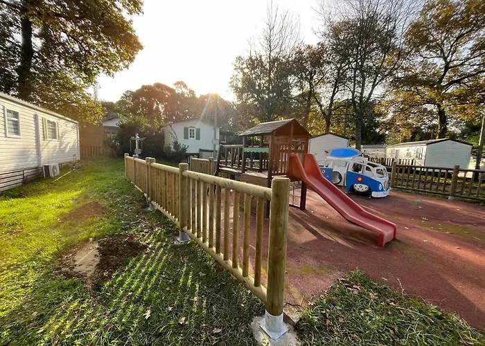 キャンプ場 Jobel タルノス